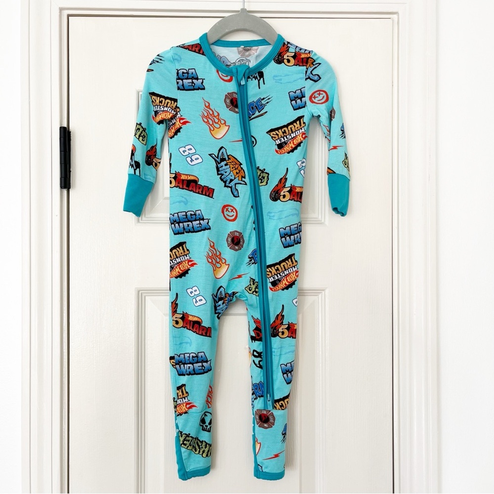 Posh Peanut x Hot Wheels Monster Trucks Zippered Convertible Sleeper 9-12M